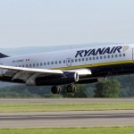 Θέσεις ορθίων σχεδιάζει η Ryanair 